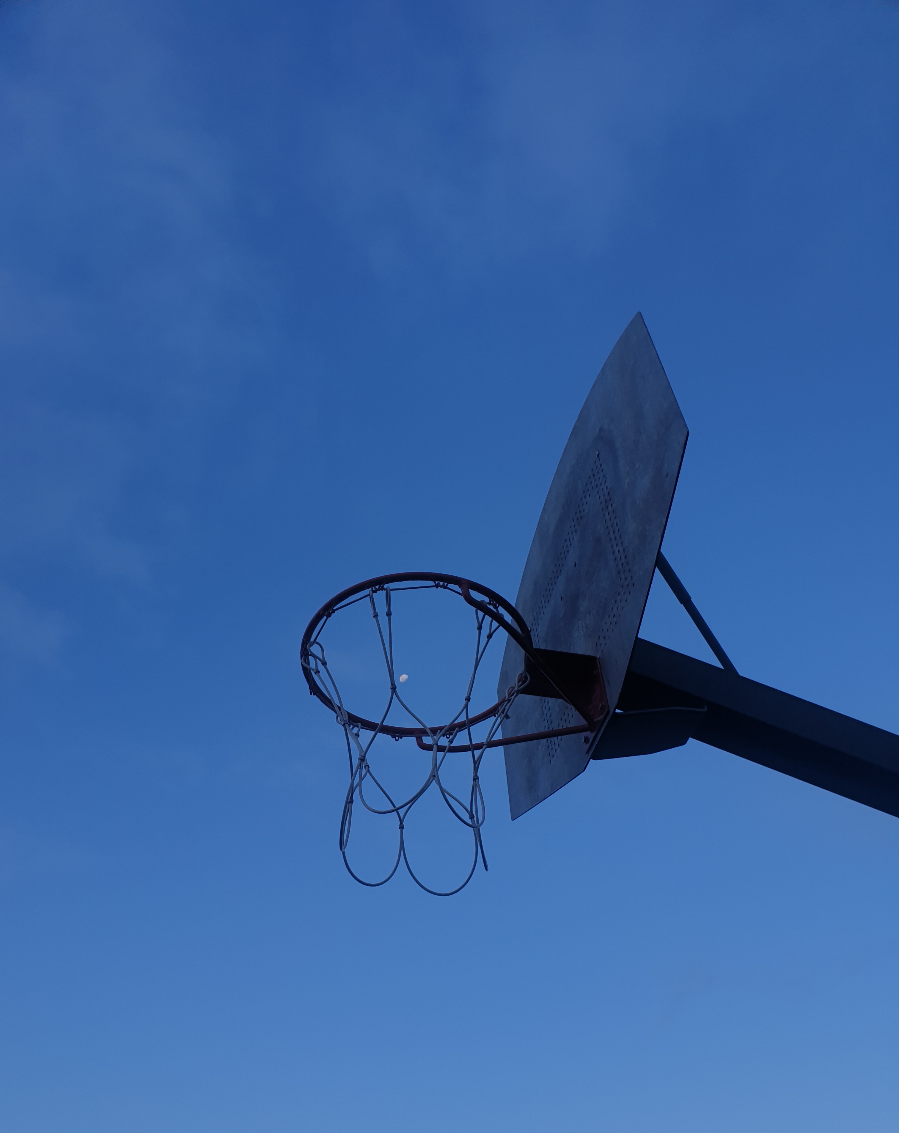 Basket avec la lune